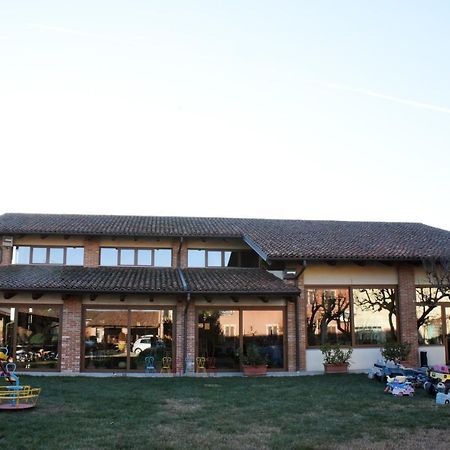 Agriturismo La Ca 'D Majin Poirino Bagian luar foto