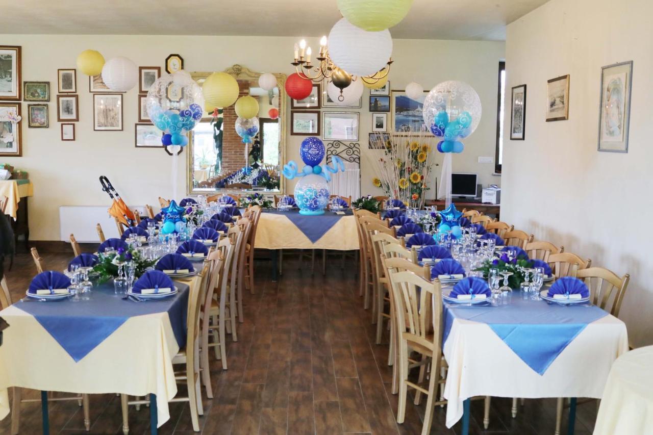Agriturismo La Ca 'D Majin Poirino Bagian luar foto