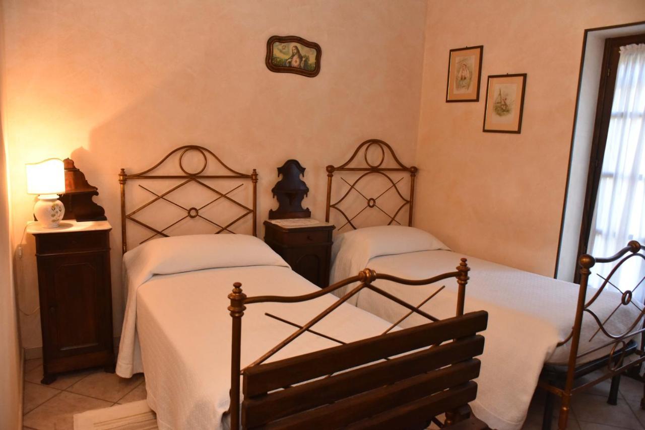Agriturismo La Ca 'D Majin Poirino Bagian luar foto