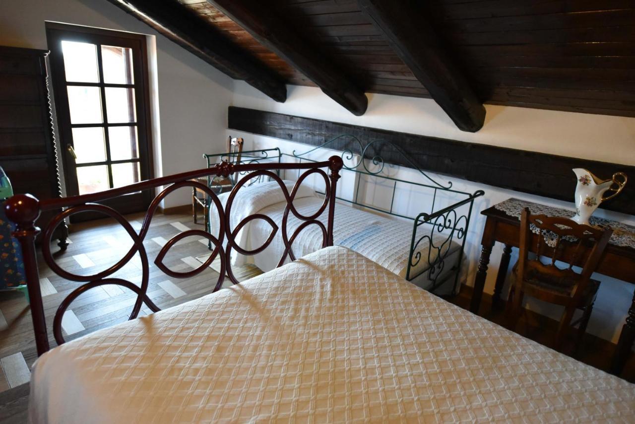 Agriturismo La Ca 'D Majin Poirino Bagian luar foto